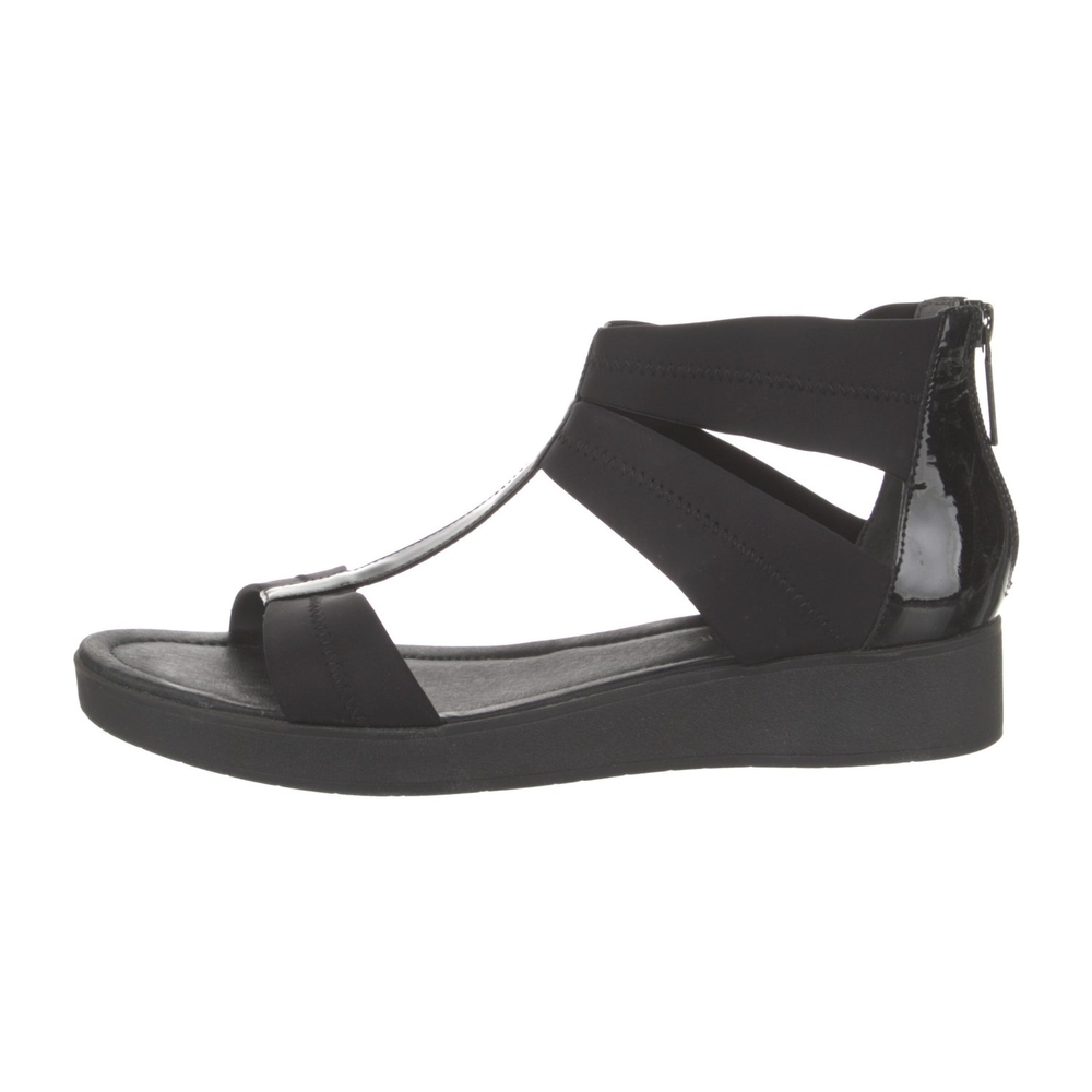 Donald J. Pliner Leather T-Strap Black Women's Sandals Narrow 10.5